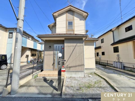 ���̑����n �c�[�g�[���O�ǁ~�c���C�����A�N�Z���g�̊O�ρB
���ԃX�y�[�X������D�A�N�Z�X�Ȍ��փ|�[�`�̓^�C���~���ŉJ�̓��̏o��������K�ɍs���܂��B