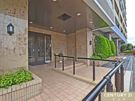 �G���g�����X ����ꂳ�ꂽ�㎿���̂���G���g�����X�B
�肷��t���̃X���[�v���������A�Ԃ����̕���x�r�[�J�[�������p�̕������S���Ă��g�����������܂��B