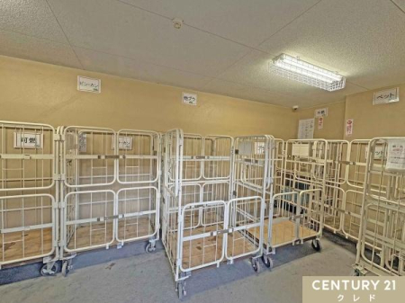 ���̑����p�� �y�����S�~�u����z
�J�V���ł��G�ꂸ�ɃS�~�o�����\�B
�ׂ������ʂł���J�S��ݒu���Ă���A�����Ŏg���₷�����������Ă��܂��B