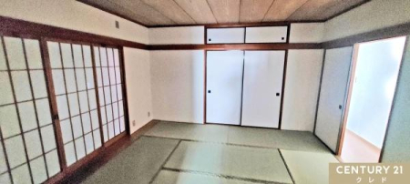 �a�� �y�a��8���z
���r���O�_�C�j���O�Ɨאڂ����a���͑����ԂƂ���18���̋�Ԃɂ��B
2���тŏZ�܂����Ƒ��ɂ͌l�̂������Ƃ��Ă��\���ȍL���ł��B