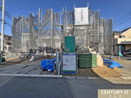 �O�ʓ��H�܂ތ��n�ʐ^ �ߗׂɏ��Ǝ{�݁E�a�@��������A�[�������������ł��B���ӊ��������Ă��ē����܂��B