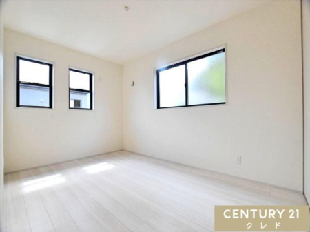 �q������ �y�m��6.3���z
6���͂��q�l�̕׋������ɂ��K�����L���I
�׋�����{�I�Ȃǂ̉Ƌ��u���Ă��t���[�X�y�[�X���m�ۂ��邱�Ƃ��ł��܂��B