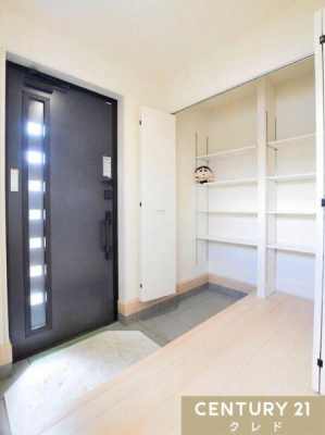 ���� �����̂�����[�͉Ƒ����̌C�������Ղ�Ǝ��[�ł��܂��B
��������ƕЕt�������ւł͉Ƒ�������ŌC�𗚂��A�o�����邱�Ƃ��ł��܂��B
���ꕔCG�ɂ��c�u���P�����s���Ă��܂�