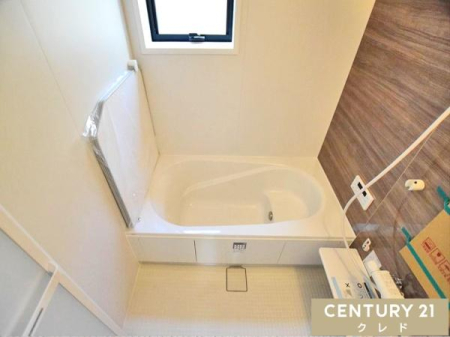 ���� �ߐ����ł���x���`�^�C�v�̗������̗p�B
���q�l�Ƃ̂����C�̎������S�B�������Ɣ��g�����y���񂾂�ƁA�D�݂̓������@�𖞋i�ł��܂��B