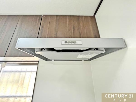 �L�b�`�� �y�����W�t�[�h�V�K�����ς݁z
�V�K���������t���b�g�ȃ����W�t�[�h�̓X�^�C���b�V���ȃf�U�C���ő����|�������₷���Ȃ�܂����B
���ꊴ�̂���f�U�C�����L�b�`����ԑS�̂���������ƌ����܂��B