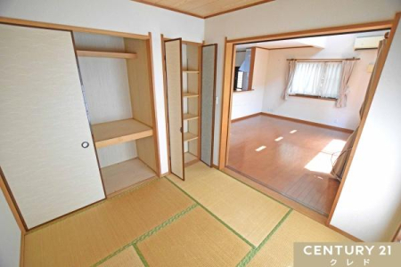 �a�� �y�a��4.5���z
���r���O�̑����Ԃ͏����Ȃ��q�l�̗V�я�A���q�p�̃Q�X�g���[���ȂǑ��ړI�Ɏg���܂��B������t���ł��z�c���d�����܂��B