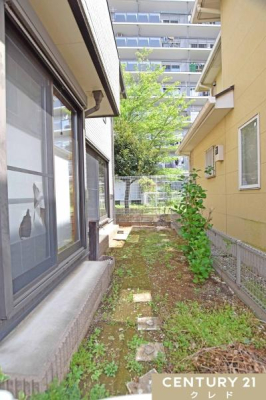 �� �K�[�f�j���O��ƒ�؉��Ȃǂ��y���߂邿����Ƃ������낪�t���Ă��܂��B
���R�Ƃӂꂠ���A�l�G����������L���Ȑ����ɂȂ�܂��ˁI