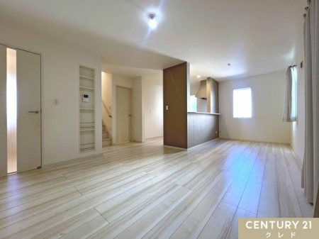 ���r���O �yLDK16.5���z
��̊����������郊�r���O�C���K�i�ł��q�l�̎p������Ĉ��S�B
�C���e���A���������Ă邾���łȂ��j�b�`���[������܂��B