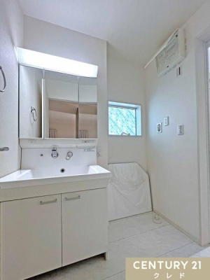 ���ʑ�E���ʏ� �����Ղ���[�\�ȎO�ʋ����ϑ��ݒu�I�U�炩�肪���ȃA�C�e�����������ڂł��܂��B
�Ǖt���^�C�v�̎֌��ł��|���̎�Ԃ��y���I