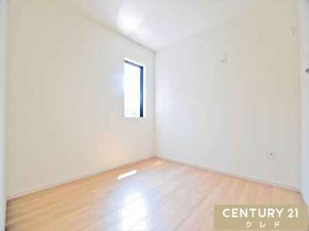 �m�� �y�m��4.5���z
�z���C�g�~�ؖڒ��̎g���₷���V���v���ȗm���B
���D�݂̉Ƌ��G�݂����R�Ƀ��C�A�E�g���āA�����炵����ԂÂ��肪�y���߂܂��B