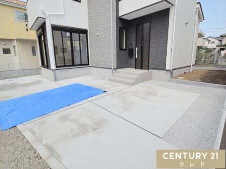 ���ԏ� 3�䒓�ԉ\�Ȃ�Ƃ�̃J�[�X�y�[�X�t���B
���Ƒ��̎Ԃ͂������A���F�B��e�ʂ��V�тɗ������A�}�ȗ��q���ɂ����S�ł��B