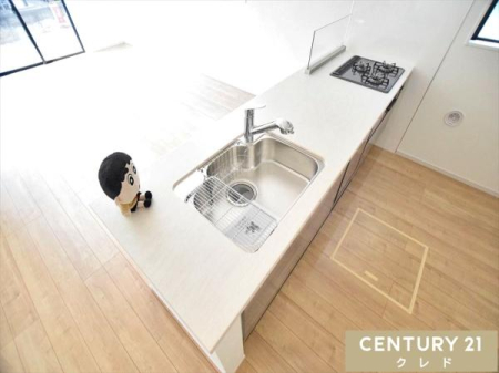 �L�b�`�� �Z�����������x����A3���R�������O�����ɉ����A�֗��ȐH���������B
�������Еt�����X���[�Y�ɂł���A�g������̗ǂ��L�b�`���ł��B