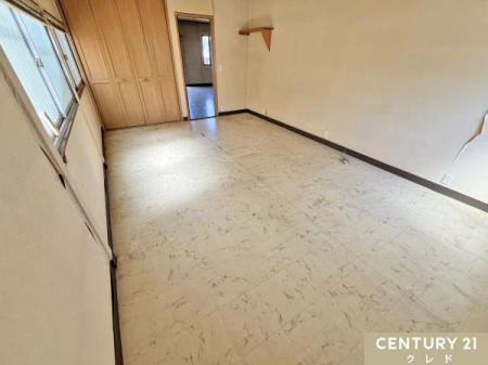 �m�� �y�m��12���z
��12���̍L�����ւ�T�u�X�y�[�X�B���[�t���Ő������ڂ����₷���A�������⏤�k���Ƃ��Ă͂������A�݌ɕۊǂ�x�e���Ƃ��Ă����􂵂܂��B