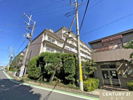 ���̑����n �f��ق�X�[�p�[�Ȃ�58�̐��X�������u���J�o�E�H�[�N�v�܂œk��11���B���Ǝ{�݂⋳��{�݂��g�߂ɑ����A�q��Đ���Ɋ������Z�������͂̕����ł��B