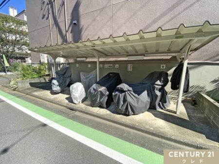 ���̑����p�� �y�o�C�N�u����L��z
�ʋ΁E�ʊw�ȂǂŃo�C�N�����g���̂��Ƒ������S���Ă����p���������܂��B�i�󂫏󋵂͗v�m�F�j