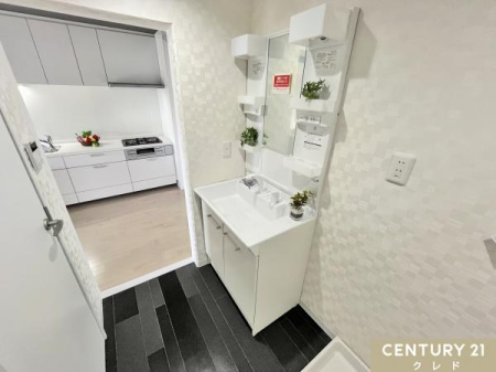 ���ʑ�E���ʏ� �[���̎��[�I����������ʑ�Ɍ����B
�������������萮���ł��A���̐g�x�x���X���[�Y�ɂ��Ȃ��܂��B