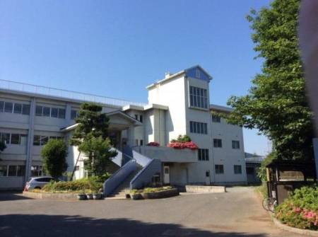 ���ӊ� �y���w�Z�z�߃����s���߃P����񏬊w�Z�F500m