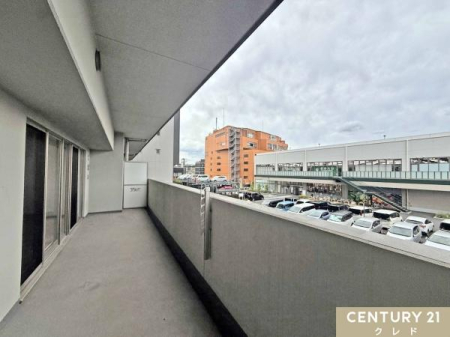 �Z�˂���̒��]�ʐ^ �o���R�j�[����̒��]�ł��B���ꂽ���ɂ͐󂪍L����A�S�n�悢���ɕ�܂�Ȃ���A�������Ƃ������Ԃ����߂������������܂��B