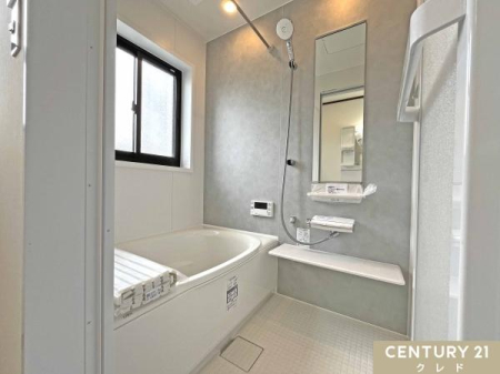 ���� �V�K�����������j�b�g�o�X�B1���̔�������Ă����o�X�^�C����L�Ӌ`�Ɂc�B��l�̕����������Ɠ����ł��܂��B