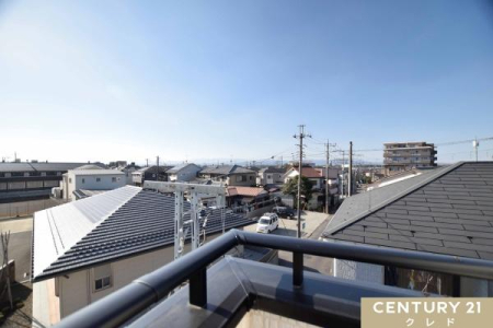 �Z�˂���̒��]�ʐ^ 3�K�o���R�j�[����̒��]�ł��B
���ꂽ���ɂ͐󂪍L����A�S�n�悢���ɕ�܂�Ȃ���A�������Ƃ������Ԃ����߂������������܂��B