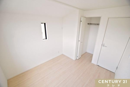 �m�� �y�m��5���z
5���̗m���͏��ւȂǉƑ��\���⃉�C�t�X�^�C���ɍ��킹�ă}���`�ɑΉ��B
����x�b�h��z�u���A�����I�ȍ�Ƌ�Ԃ⃊���b�N�X�ł���ꏊ�Ƃ��Ċ��p�ł��܂��B