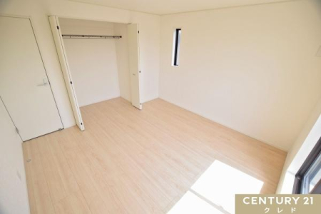 �Q�� �y�m��8���z
�N�C�[������L���O�x�b�h�A�h���b�T�[����[�Ƌ�]�T�Ŕ[�܂��Ƃ�̎����ł��B
���q�l�������������́A�Ƒ��S���ŏA�Q�ł��܂��B