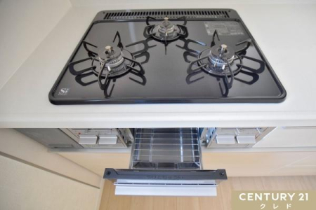 �L�b�`�� �y3���R�����z
�t���b�g�ȃ��[�N�g�b�v�͂��|�����ȒP�I���̖Z�������ԑтɂ����ٓ��E���H�̏��������₷��3���^�C�v�̃R�����ł��B