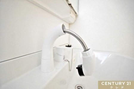 ���̑� �y�V�����[����t�����ʉ��ϑ�z
�[���@�\�������ς��̃V�����v�[�h���b�T�[�B
�g����������コ����I�v�V�������[���I���R�x�̍����V�����[�t���̐��ʑ�́A�ߕ��̂�������A�����̍ۂɂ��g���܂��B