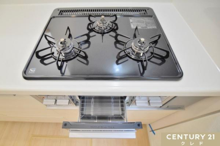 �L�b�`�� �y3���R�����z
�t���b�g�ȃ��[�N�g�b�v�͂��|�����ȒP�I���̖Z�������ԑтɂ����ٓ��E���H�̏��������₷��3���^�C�v�̃R�����ł��B