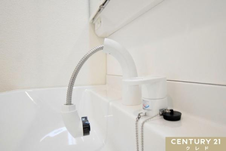 ���̑� �y�V�����[����t�����ʉ��ϑ�z
�[���@�\�������ς��̃V�����v�[�h���b�T�[�B
�g����������コ����I�v�V�������[���I���R�x�̍����V�����[�t���̐��ʑ�́A�ߕ��̂�������A�����̍ۂɂ��g���܂��B