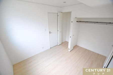 �m�� �y�m��4.8���z
�X�}�[�g�Ȏ����͏��ւȂǉƑ��\���⃉�C�t�X�^�C���ɍ��킹�ă}���`�ɑΉ��B
����x�b�h��z�u���A�����I�ȍ�Ƌ�Ԃ⃊���b�N�X�ł���ꏊ�Ƃ��Ċ��p�ł��܂��B