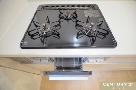 �L�b�`�� �y3���R�����z
�t���b�g�ȃ��[�N�g�b�v�͂��|�����ȒP�I���̖Z�������ԑтɂ����ٓ��E���H�̏��������₷��3���^�C�v�̃R�����ł��B