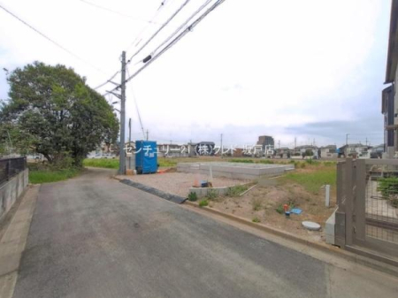 �O�ʓ��H�܂ތ��n�ʐ^ ����������u��z�s�v�w�k��12���A�����V�h���u�{��z�v�w�k��14���B
�s�S�ւ̃A�N�Z�X���X���[�Y�ŒʋΒʊw���֗��I