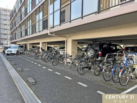 ���̑����p�� �y���֏�L��z
�ʋ΁E�ʊw�ȂǂŎ��]�Ԃ����g���̂��Ƒ������S���Ă����p���������܂��B�i�󂫏󋵂͗v�m�F�j