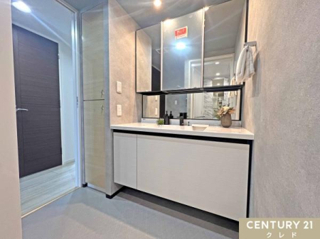 ���ʑ�E���ʏ� ���[�͂Ǝg���₷���𗼗��������C�h�ȎO�ʋ����ϑ�I
���ɂ̓��l���ɕt���ŃX�L���P�A�p�i��^�I���Ȃǂ���������Ɛ������ڂł��܂��B
