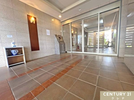 ���r�[ �y�I�[�g���b�N�z
���̂����Y�ꂪ�����Ă��h�A���܂�Ǝ����Ō����{�������I�[�g���b�N�́A�󂫑��΍��h�Ɩʂł����S�Ȑݔ��ƂȂ��Ă��܂��B