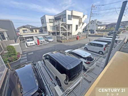  �y���ԏ�z
�~�n���ɂ͎������Ƌ@�B���̒��ԏꂪ����܂��B�i���z7000�`9000�~�j
���󂫏󋵂͗v�m�F
���ӂɃR�C���p�[�L���O����B