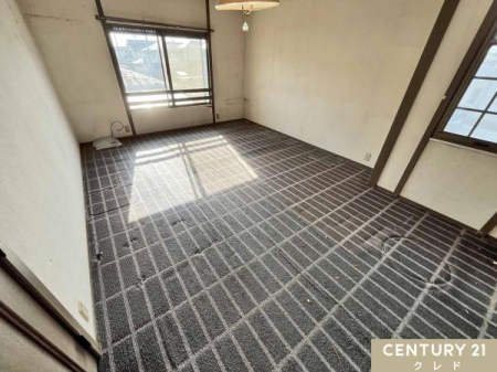�m�� �y���t�H�[���O�z
���Z�܂��̒��ōł��L���m��10.6���͂��v�w�̎�Q���ɂ������߁B
�o���R�j�[�ɖʂ����傫�ȑ����炽���Ղ�ƌ�������A�����ɖ��邳�ƊJ�����������炵�܂��B
