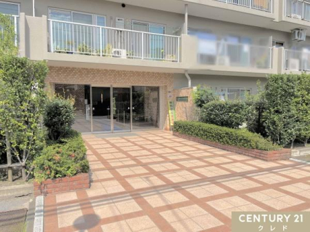 �G���g�����X ���ː�117�ˁA���ΊǗ��̃}���V�����ł��B
���q�l�̓o���Z����O�o�����A�h�ƃJ���������邱�ƂŌ����̐��������傫�Ȉ��S���ɂȂ���܂��B