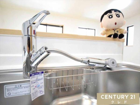 �L�b�`�� �y�V�����[�����z
�g���₷���L�߂̃V���N�ŉƎ����͂��ǂ�܂��B�L�т�^�C�v�̃V�����[�����̓V���N�̋��X�̉���܂ŃX�b�L�������܂��B