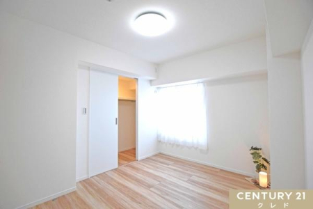 �m�� �y�m��5.9���z
�ߗށE�o�b�O�E�V�[�Y���p�i���܂Ƃ߂Ď��[�ł���WIC�t���B
�Z��Ԃ����L���g�����Ƃ��ł��܂��B