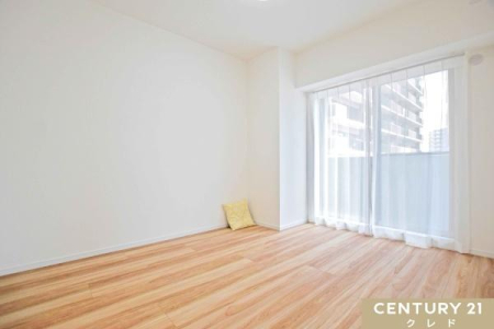 �m�� �y�m��5.9���z
���[�L�x��WIC�t���B�쓌�����o���R�j�[�ɖʂ����A�z�����ӂ��5.9���̗m���B���Ɩؖڒ��̃i�`�������ȓ����ŁA�ǂ�ȃC���e���A�ɂ����R�ɓ���݂܂��B