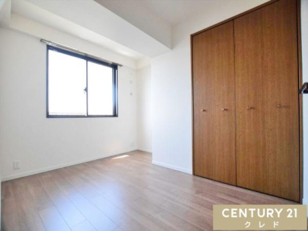 �m�� �y�m��5.7���z
5���̗m���͏��ւȂǉƑ��\���⃉�C�t�X�^�C���ɍ��킹�ă}���`�ɑΉ��B
����x�b�h��z�u���A�����I�ȍ�Ƌ�Ԃ⃊���b�N�X�ł���ꏊ�Ƃ��Ċ��p�ł��܂��B