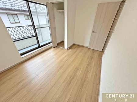�m�� �y�m��5.5���z
��ʃo���R�j�[����D���������������ށA���邭�S�n�悢�m���B�N���[�[�b�g����������Ă��邽�߁A�ߗނ⏬������������ƕЕt�����܂��B