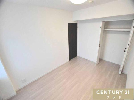 �m�� �y6.2���m���z
�V���v���Ȃ������͒u���C���e���A�ɂ���ĕ\���ς��Ă���܂��B
�ΑN�₩�Ȋϗt�A���A�k���n�̉����݂̂��郉�O�A�����D�݂̂������ɍʂ�̂��y���݂ɂȂ�܂��ˁB
