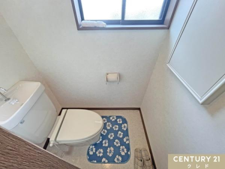 �g�C�� �g������̗ǂ��������֍��ɁA��􂢈�̌^�^���N��������g�C���B
��������̂Ŋ��C�����₷���A��������ۂĂ܂��B