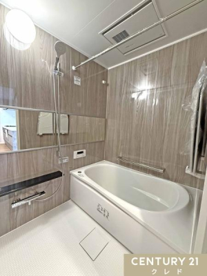 ���� �y���j�b�g�o�X�V�K�����z
�d����Ǝ��E�玙�Ŕ�ꂽ����A�������̂��闁���ł�����蓒�D�ɐZ����A����̔������Z�b�g�ł��܂��B