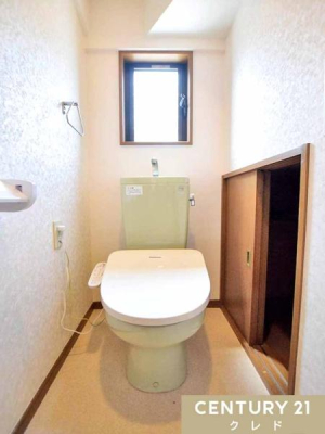 �g�C�� �����玩�R��������A���邭�u�₩�Ȉ�ۂ̃g�C���ł��B�������֍��t���Ŗ������K�B�����˕t���̎��[�X�y�[�X������A�y�[�p�[��|���p�i���X�b�L�����[�ł��܂��B