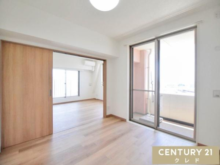 �Q�� �y�m��6.1���z
��Q����q�������A��̃X�y�[�X�ȂǁA���C�t�X�^�C���ɍ��킹�đ��ړI�Ɏg����m���B�����˂��J����΁A���r���O�ƍ��킹�ĊJ���I�ȋ�ԂƂ��Ă��g�������ł��܂��B