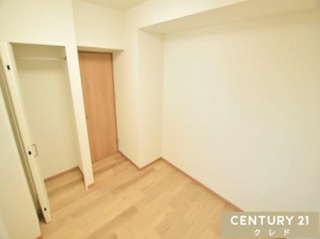 ���r���O�ȊO�̋��� �y�m��4.3���z
4.3���̃R���p�N�g�ȗm���́A���ւ��̕����ȂǁA���������̓��ʂȋ�ԂɁB�N���[�[�b�g����������Ă��邽�߁A�ߗނ⏬������������ƕЕt�����܂��B